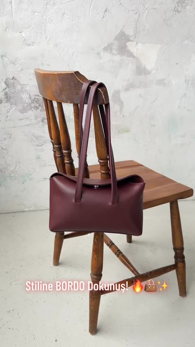 Yeni sezonun en iddialı rengi: BORDO!
Shanta’nın yepyeni modeliyle tarzını konuşturma zamanı geldi!
Minimal çizgiler, güçlü duruş ve bordo tutkunlarına özel detaylar seni bekliyor!
Stiline enerjini kat, farkını göster!
Şimdi shanta.com.tr’de! [👜✨❤️‍🔥]

#Shanta #ShantaBag #YeniSezon #BordoÇanta #StilSahibi #GünlükStil #ÇantaTutkusu #GençModa #ModaTrendleri #AksesuarÖnerisi #ÇantaAşkı #YeniModel #KadınStili #BordoAşkı #TrendAlarmı #ShantaStyle #MinimalModa #TarzınıYansıt #Modaİlhamı #OutfitDetails #baglovers #bordobag #shantayeni #çantamodası #modatavsiyesi #shantamodası